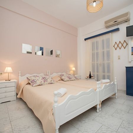 Aparthotel Bella Sant Perissa  Zewnętrze zdjęcie
